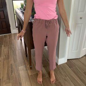 LULULEMON On The Fly  7/8 pant
